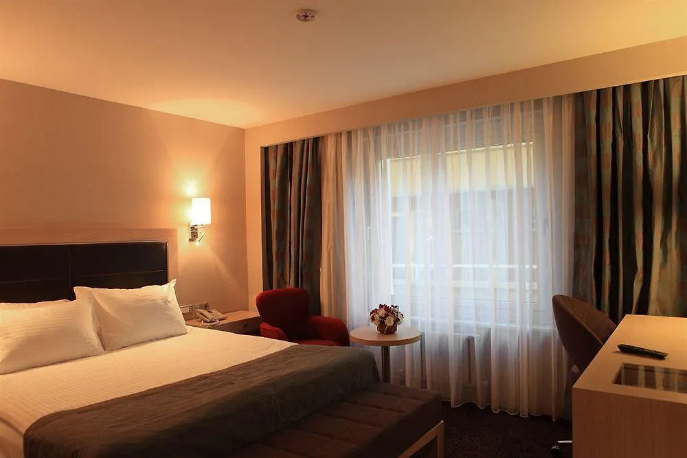 Eyuboglu Hotel Ankara 4*,