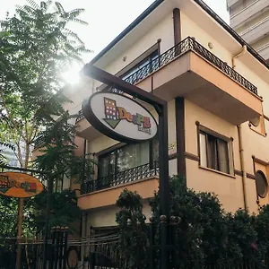 Ostello Deeps, Ankara